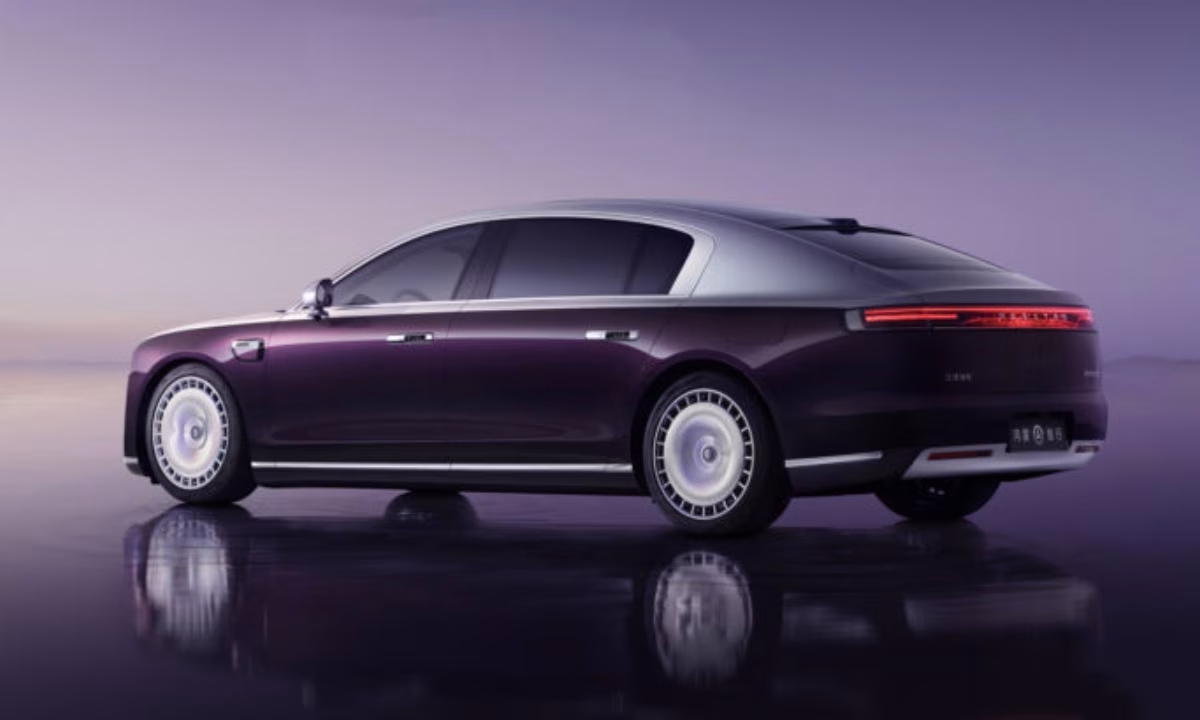 Huawei luxury sedan