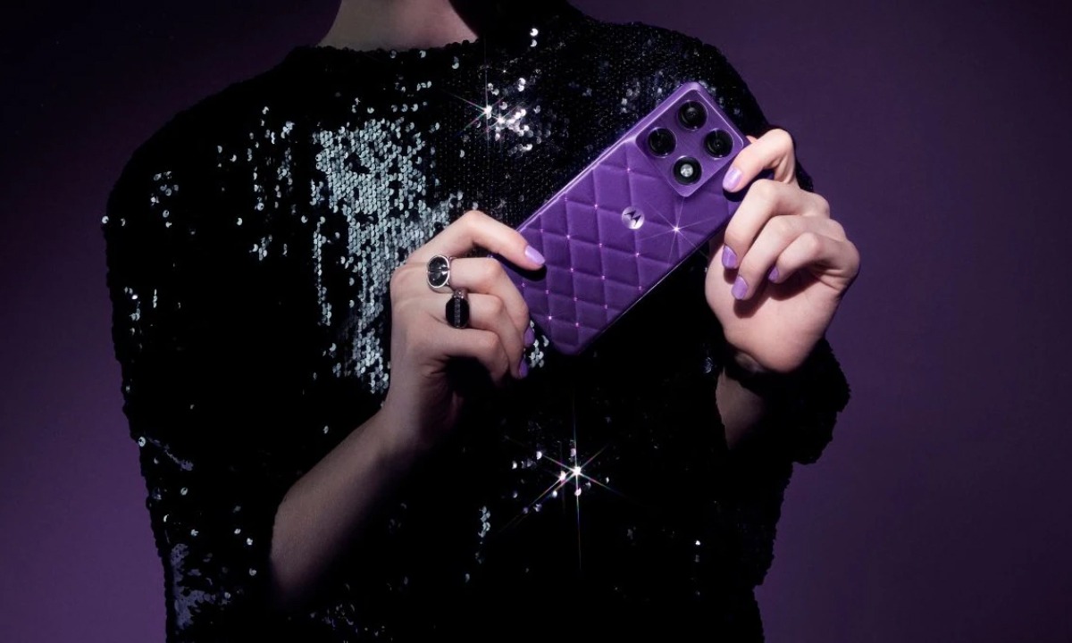 Motorola Signature Brilliant Collection